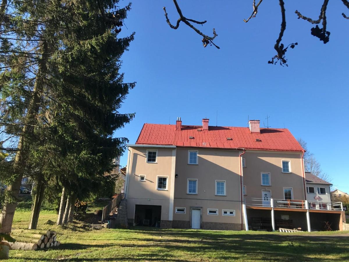 Pension Zaclersky Medved Экстерьер фото