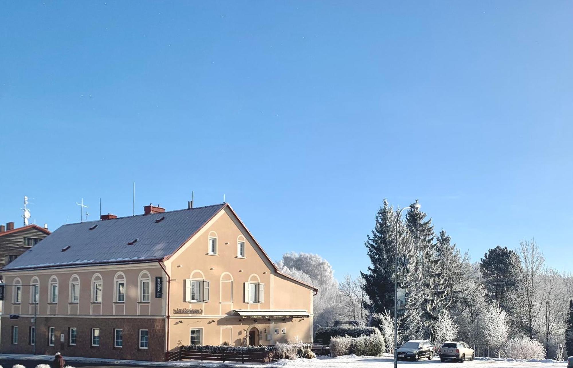 Pension Zaclersky Medved Экстерьер фото