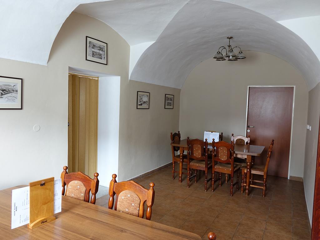 Pension Zaclersky Medved Экстерьер фото