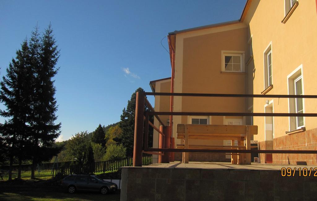 Pension Zaclersky Medved Экстерьер фото