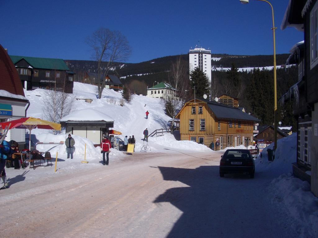 Pension Zaclersky Medved Экстерьер фото