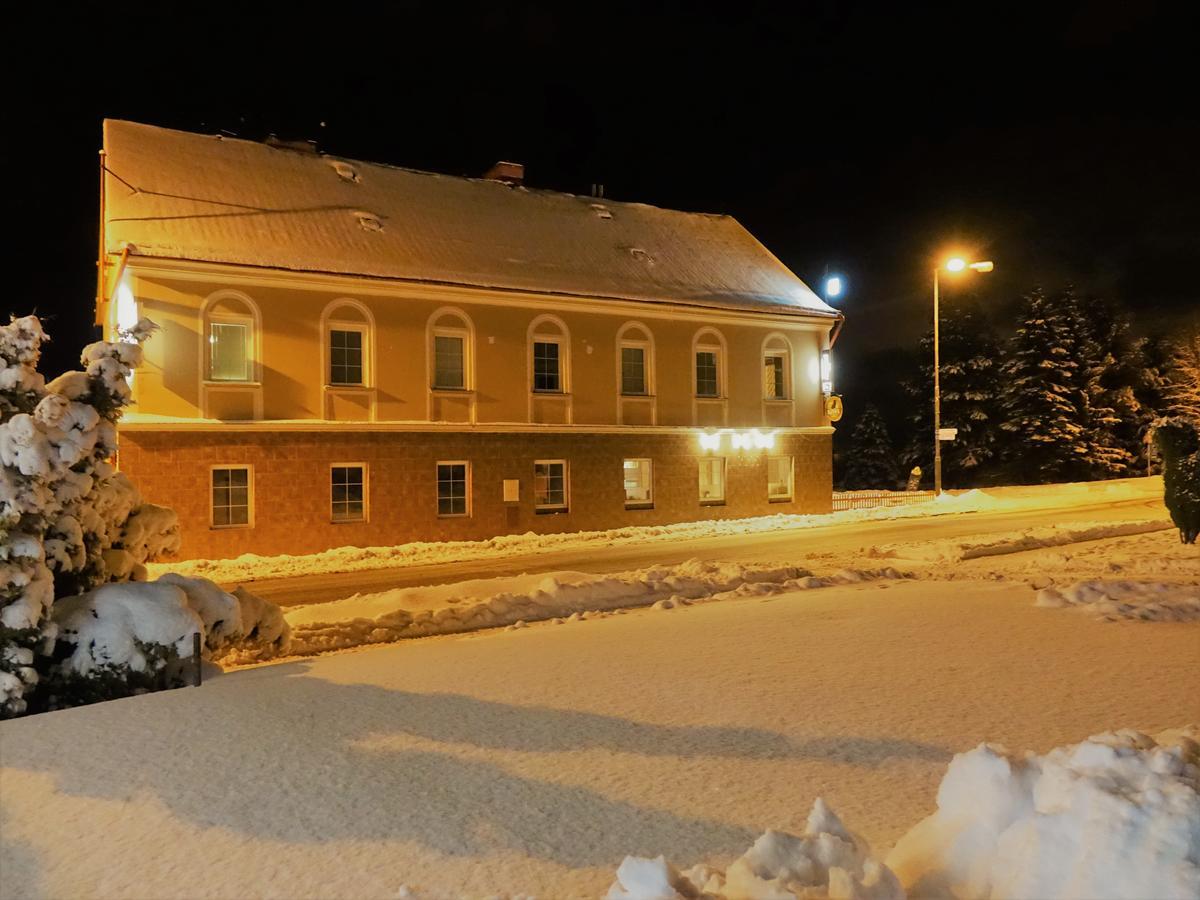 Pension Zaclersky Medved Экстерьер фото