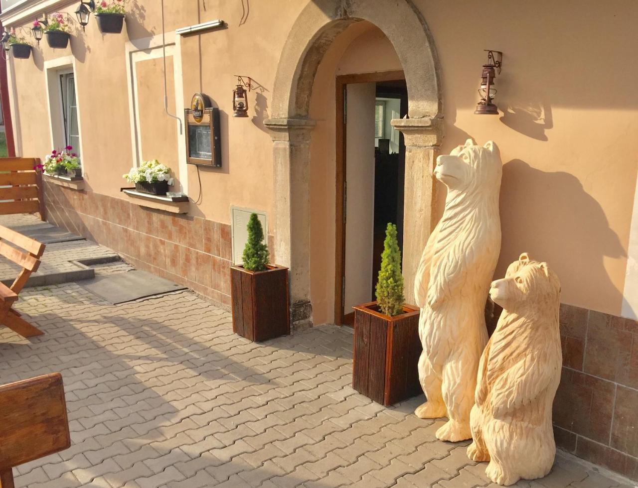 Pension Zaclersky Medved Экстерьер фото