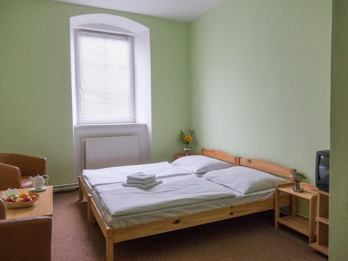 Pension Zaclersky Medved Экстерьер фото
