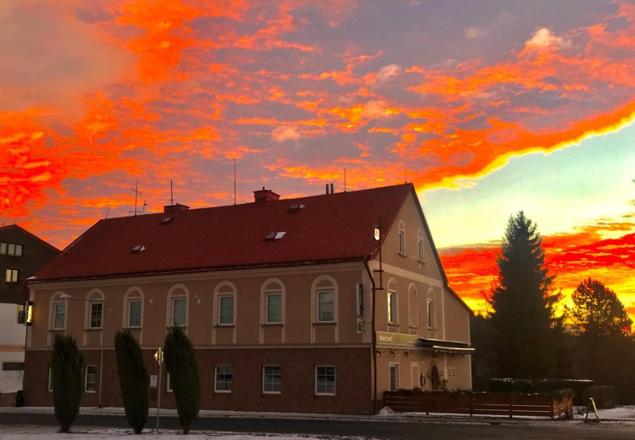 Pension Zaclersky Medved Экстерьер фото